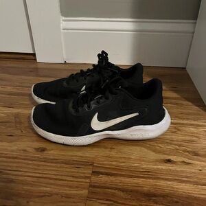 black and white womens NIKE sneakers